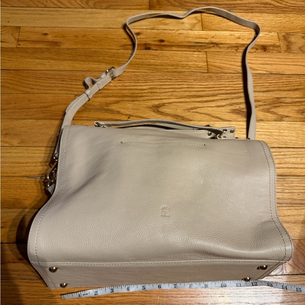 NWOT C&C California Leather Cream Shoulder Satchel Purse Lexi Crossbody stud nud